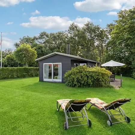 2 Bedroom Stunning In Holiday home Otterup